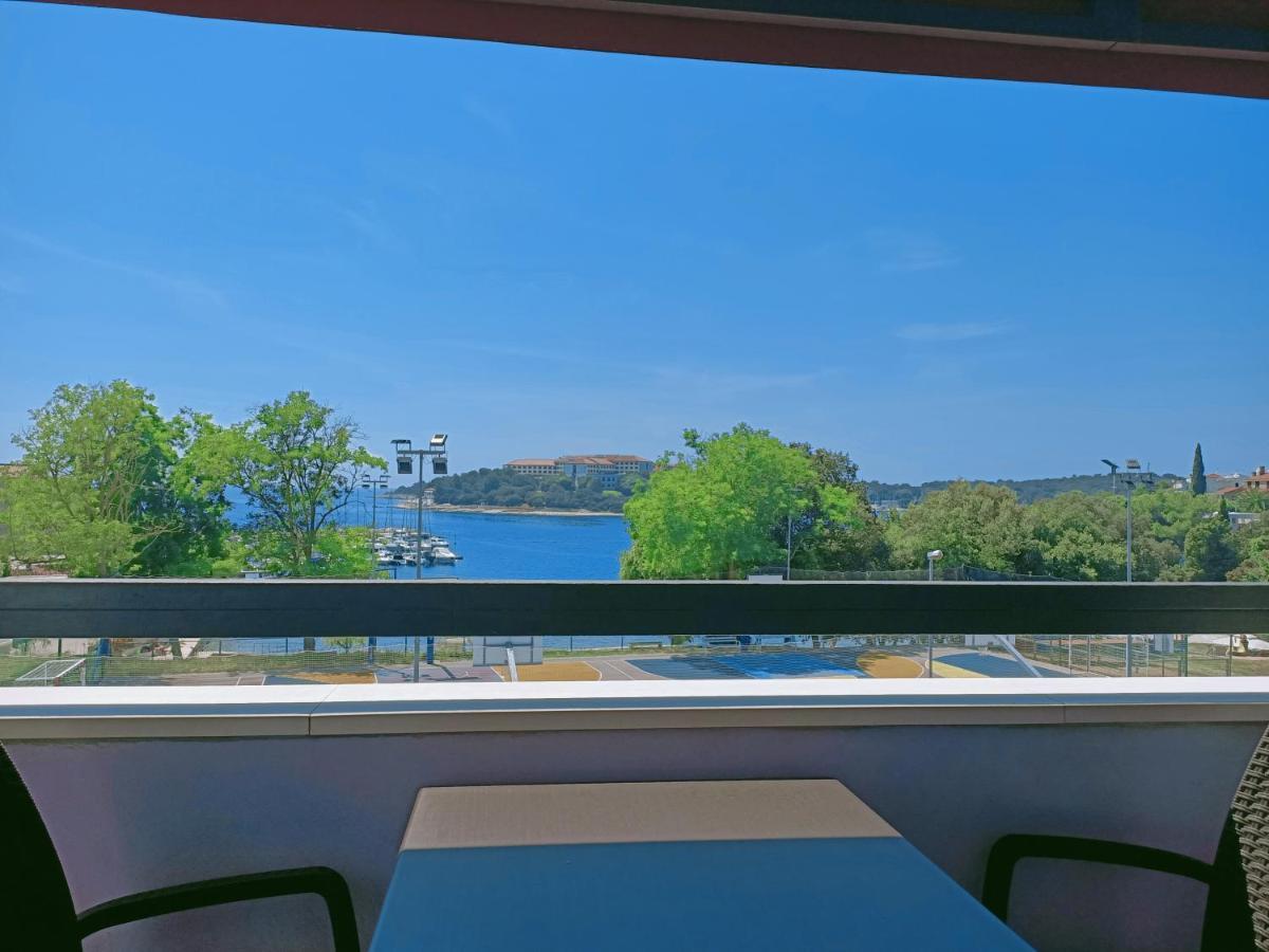 Aparthotel Viola Pjescana Uvala Buitenkant foto